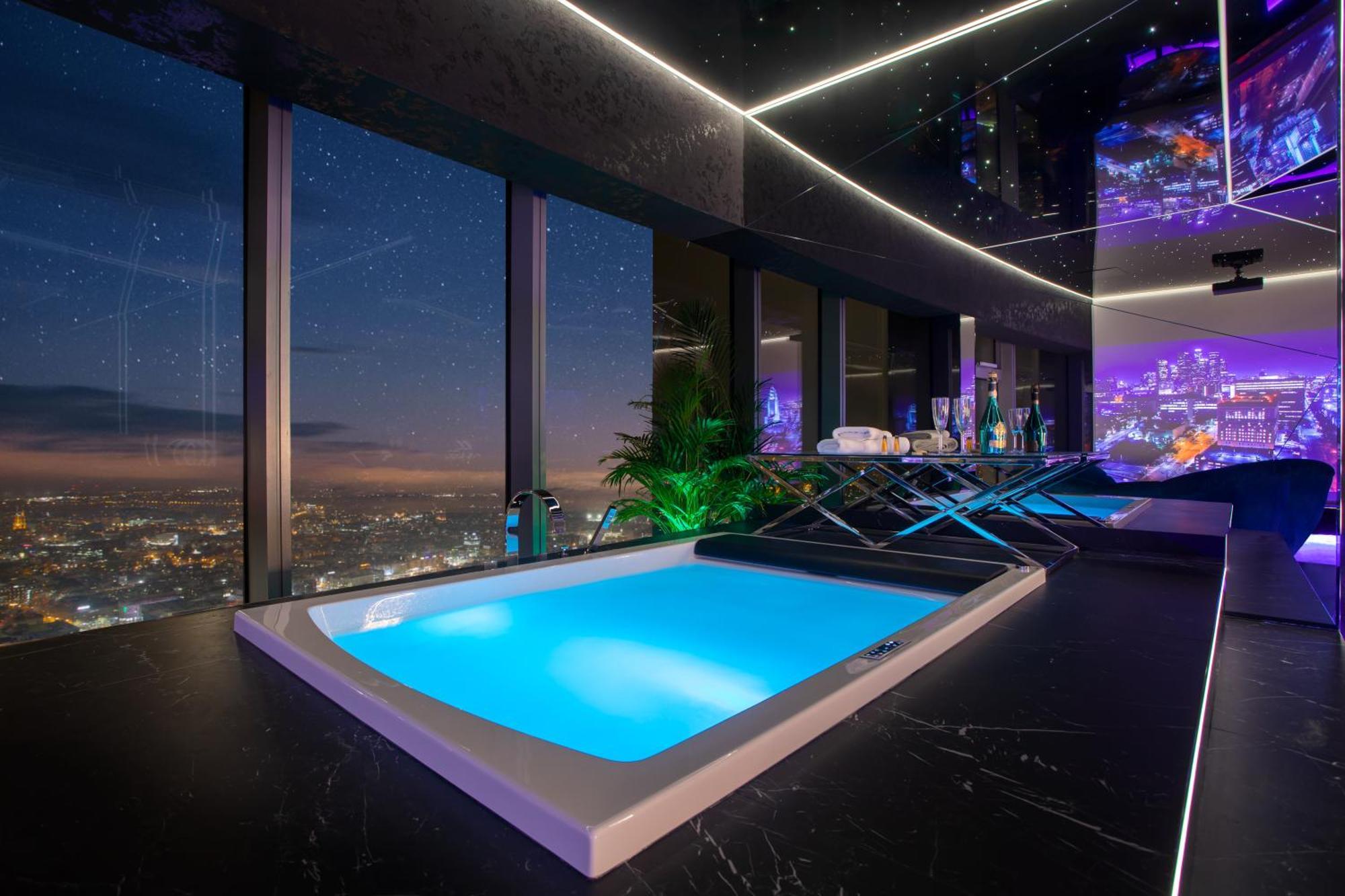Apartamenty Sky Tower Z Jakuzzi Przy Oknie 브로츠와프 외부 사진