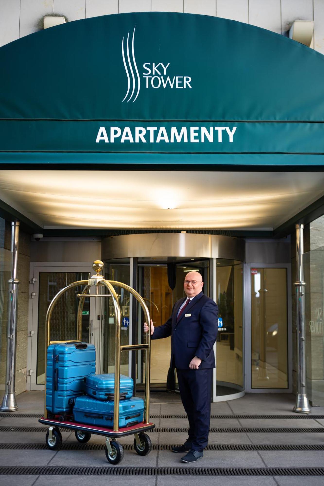 Apartamenty Sky Tower Z Jakuzzi Przy Oknie 브로츠와프 외부 사진